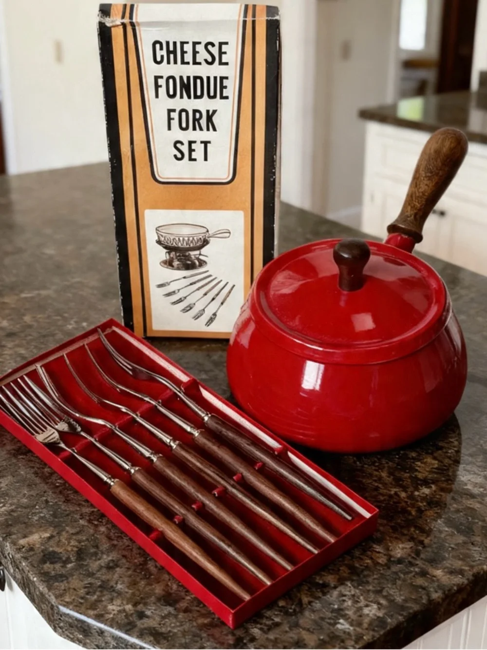 Red Cheese Fondue Set with Wooden-Handled Forks